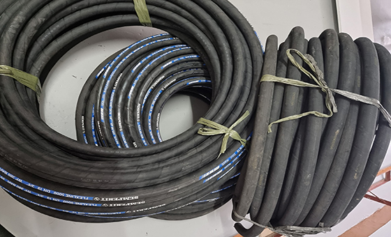 EN853 SN Steel Wire Hose Advantages and Application Areas